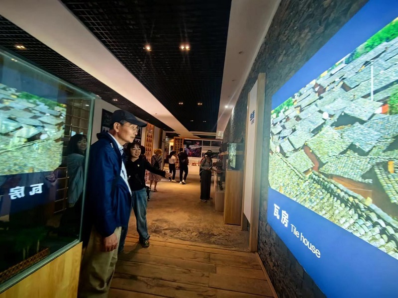 1689127434637915.jpg 4.jpg