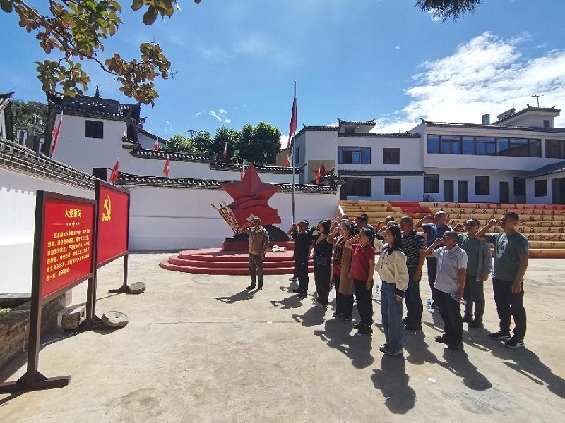 1695111542180635.jpg 4.jpg